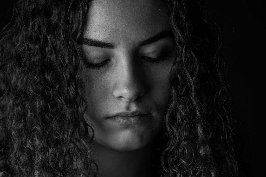 woman-2912367_1280-1024x682